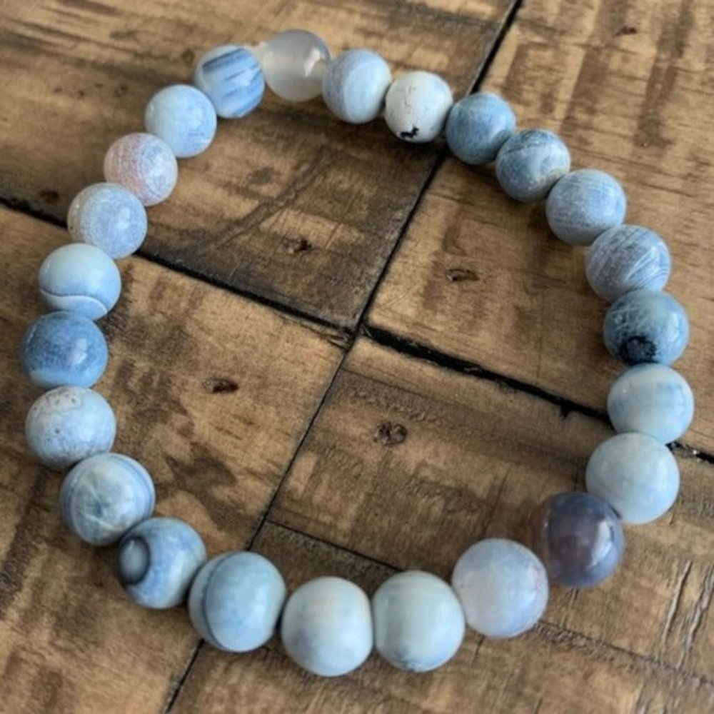 8mm Blue & White Denim Agate Chakra Bracelet - Picture 1 of 5